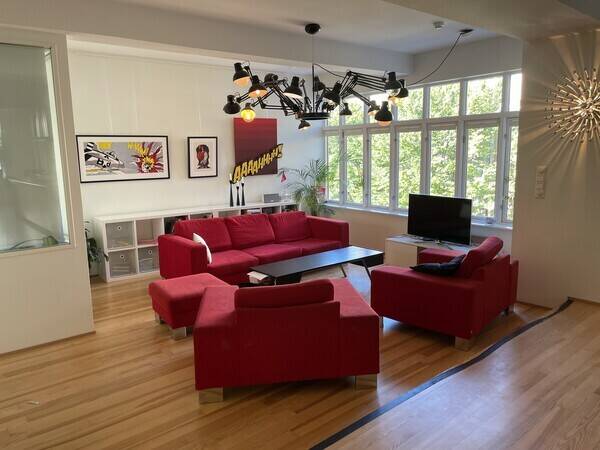 Leilighet - Diger fabrikkleilighet med heis rett inn Leilighet - Diger fabrikkleilighet med heis rett inn