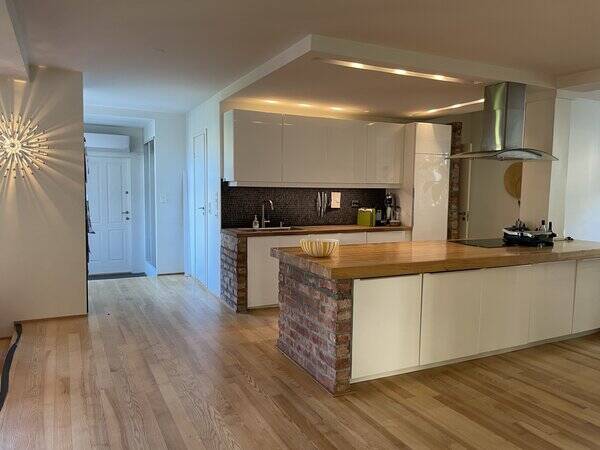 Leilighet - Diger fabrikkleilighet med heis rett inn Leilighet - Diger fabrikkleilighet med heis rett inn