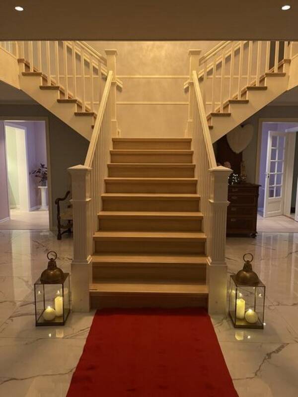 Hus - Herskapelig  hus på landet.  Hus - Herskapelig  hus på landet.