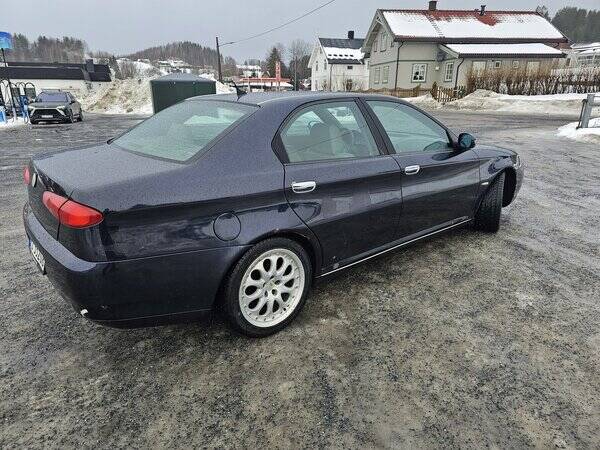 Kjøretøy - Alfa Romeo 166  Kjøretøy - Alfa Romeo 166