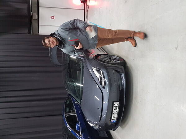 Kjøretøy - Tesla modell Y Kjøretøy - Tesla modell Y