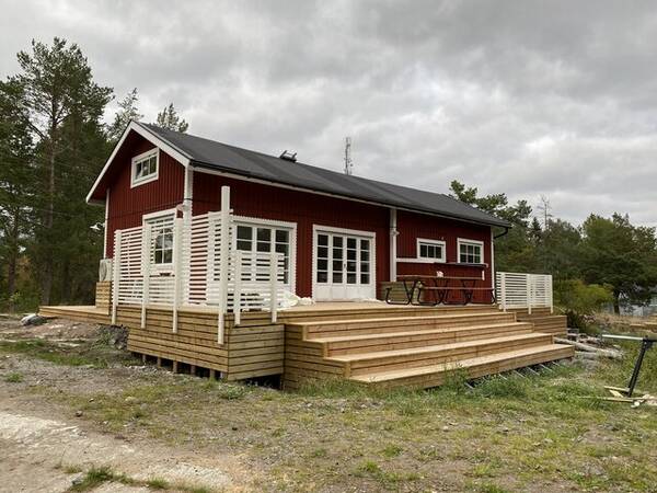 Hus - Litet retrunt boende i skogen 