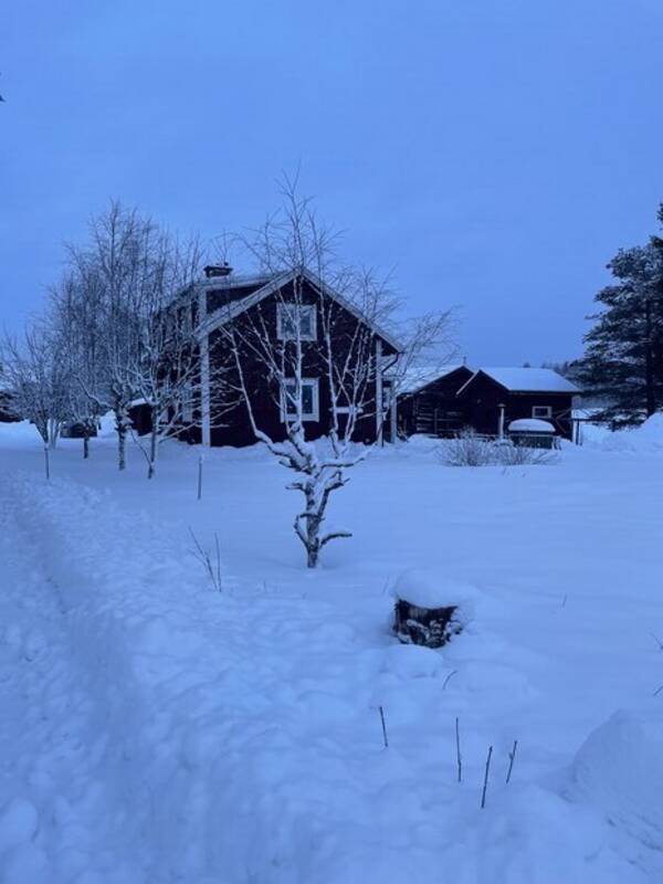 Hus - Idyllisk grd i Dalarna