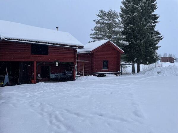 Hus - Idyllisk grd i Dalarna