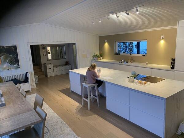 Hus - Enebolig - pen stort kjkken