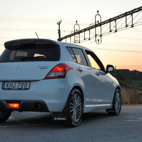 Fordon - Suzuki Swift Sport 2015