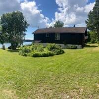 Sommarhus med sjtomt 