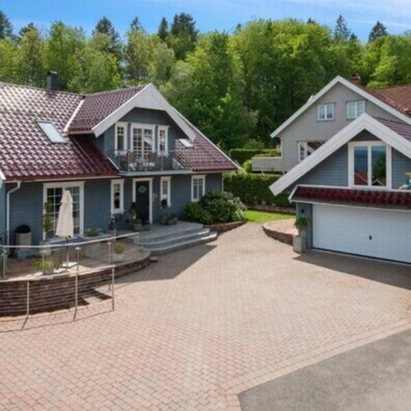 Hus - Villa i Vollen Hus - Villa i Vollen