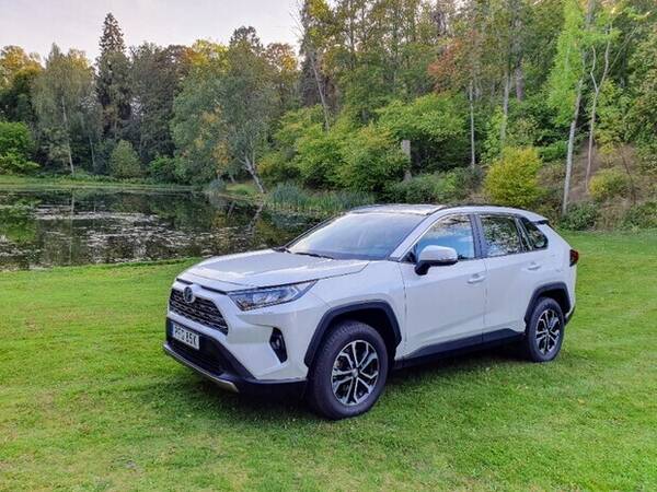 Fordon - Toyota RAV4