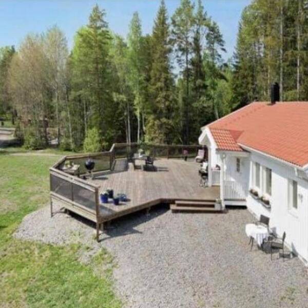 Hus - Hus i Vallentuna  Hus - Hus i Vallentuna