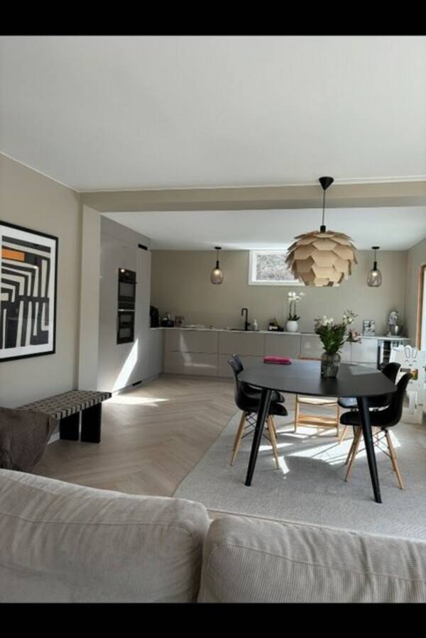 Hus - Tomannsbolig på Høvik  Hus - Tomannsbolig på Høvik