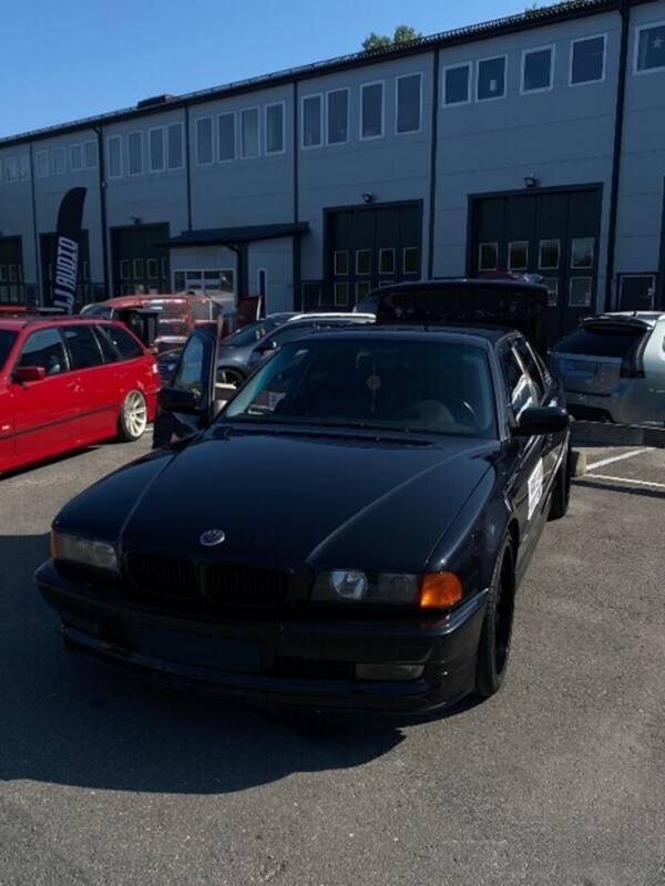 Fordon - BMW e38 735i