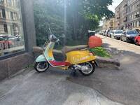 Piaggio Vespa Primavera (50)  Piaggio Vespa Primavera (50)