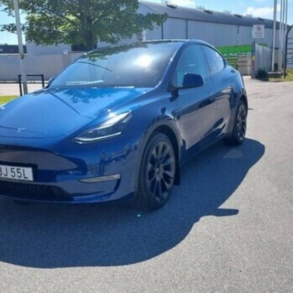 Rekvista - Tesla Model Y