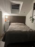 Soverom 2,4 m x 5,5 m Soverom 2,4 m x 5,5 m