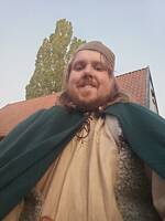 Full uppsättning medeltidskläder  Full uppsättning medeltidskläder