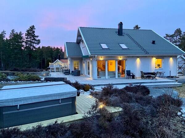 Hus - Villa i Täby Hus - Villa i Täby