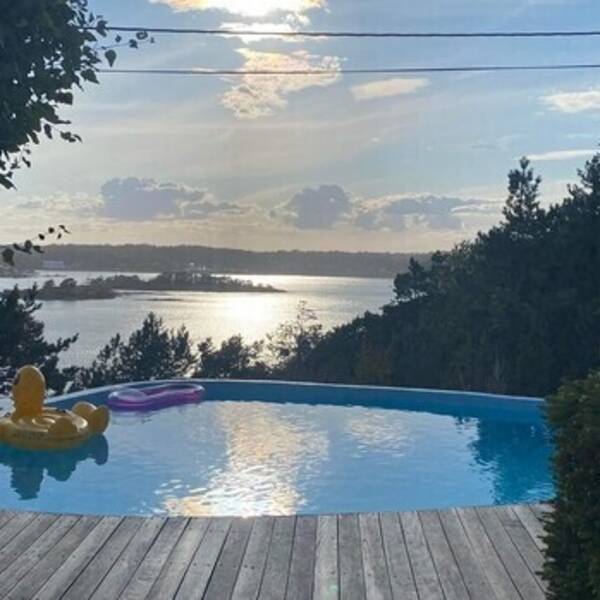 Hytte - Fritidsbolig med basseng på Nøtterøy Hytte - Fritidsbolig med basseng på Nøtterøy