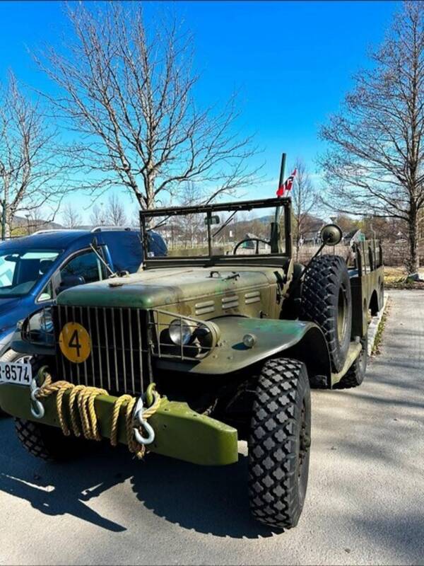 Kjøretøy - Dodge kvarting 1944 Kjøretøy - Dodge kvarting 1944