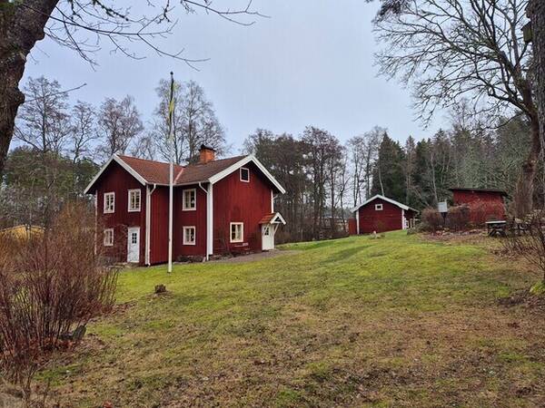 Sommarstuga - Sommarstuga i Kvarsebo Kolmrden