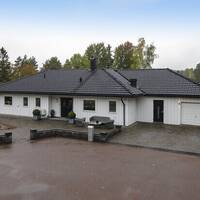 Villa i Karlstad med pool hus Villa i Karlstad med pool hus