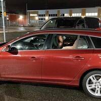 Volvo V60 2017 D5 AWD Volvo V60 2017 D5 AWD