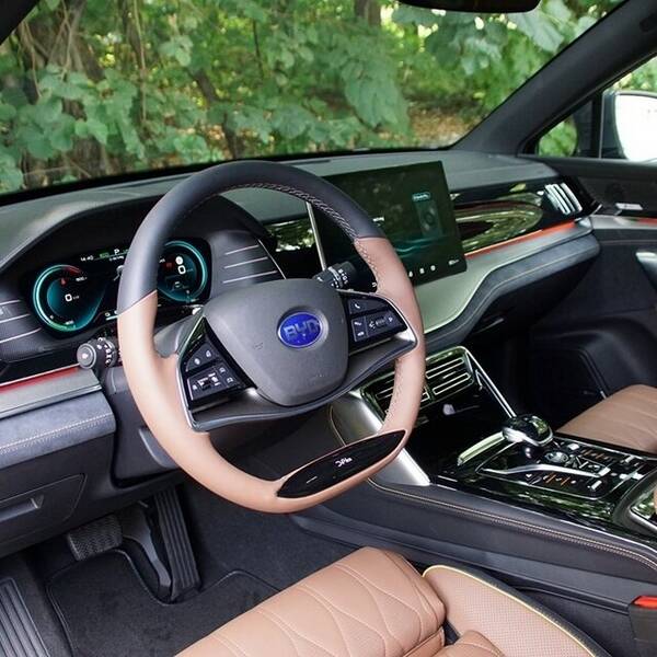 Kjøretøy - BYD Tang Kjøretøy - BYD Tang