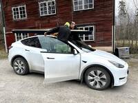 Tesla Model Y Tesla Model Y