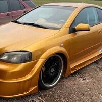 Opel Astra Bertone widebody.  Opel Astra Bertone widebody.
