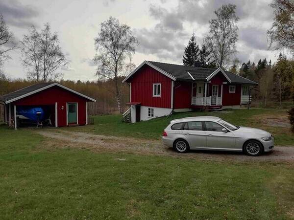 Sommarstuga - egesommarstauga