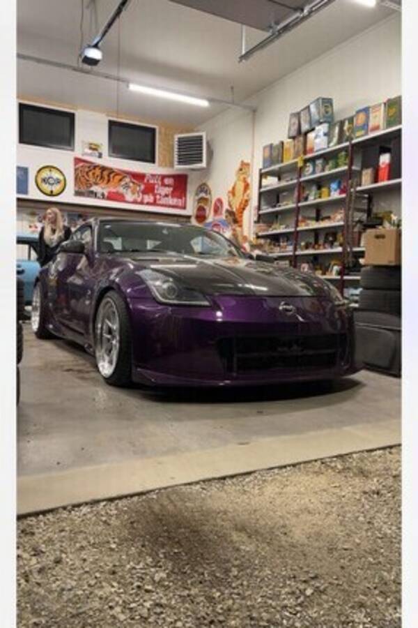 Revisitter - Tøft verksted med mye rekvisitter Revisitter - Tøft verksted med mye rekvisitter