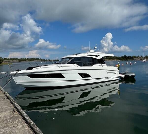 Fordon - Motorbåt, Grandezza 37 CA Fordon - Motorbåt, Grandezza 37 CA