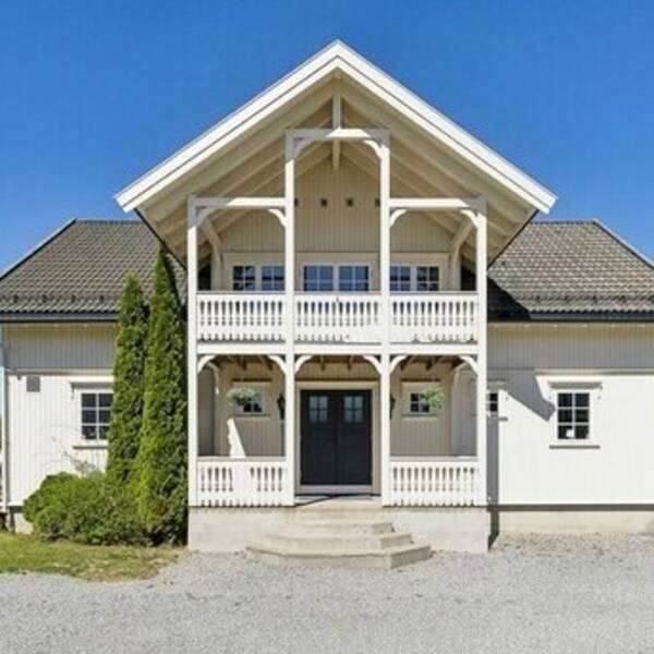 Hus - Villa på Eidsvoll verk Hus - Villa på Eidsvoll verk