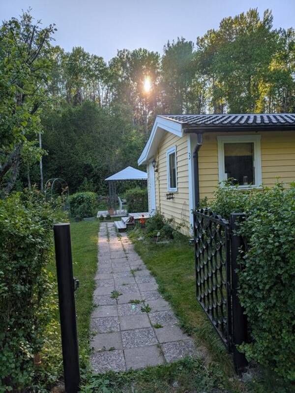 Sommarstuga - Kolonistuga i Kiholm/Sdertlje
