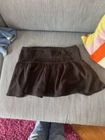 Svart kort kjol  Svart kort kjol