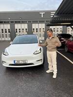 Tesla Model Y Tesla Model Y