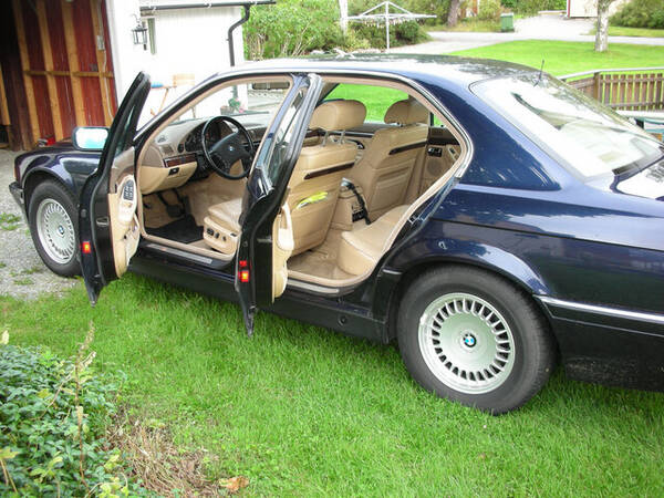 Kjrety - BMW 750