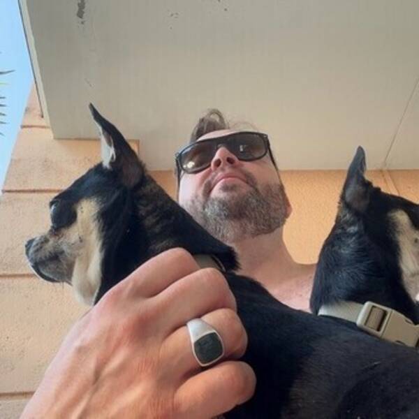 Hund - The Coffee Brothers Hund - The Coffee Brothers