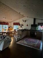 Stort kök och vardagsrum Stort kök och vardagsrum