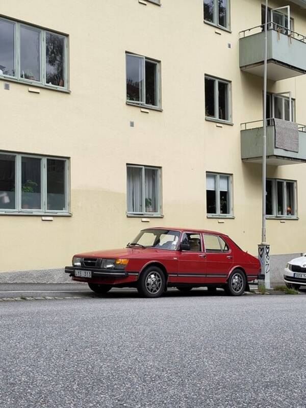 Fordon - Saab 900 frn 1983