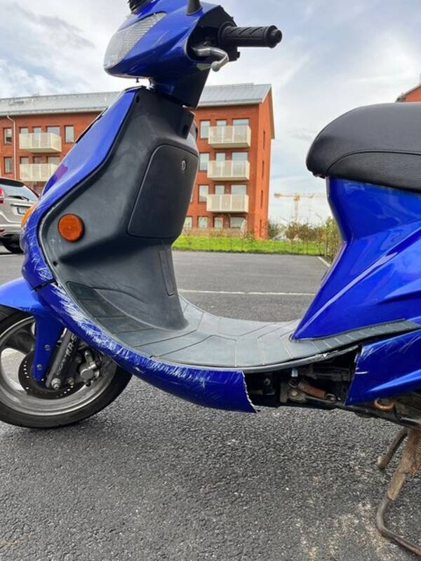 Fordon - Lite rostig Honda Jazz from 2006 