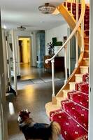 Nedre hall med trappa