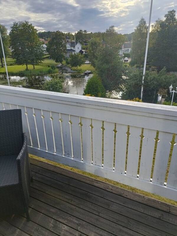 Hus - Bor i suternghus p 215 kvm 
