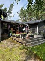 Sommarstuga i ngskr, Hllns (Uppland)