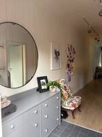 Radhus intill sjön Valloxen  Radhus intill sjön Valloxen