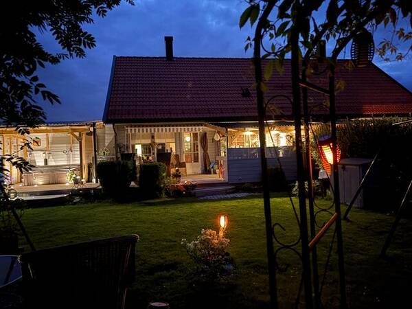 Hus - Rekkehus i par  Hus - Rekkehus i par