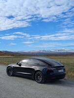 Tesla Model 3 Performance