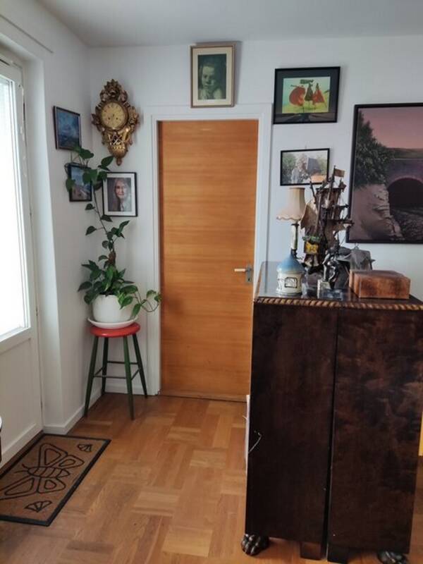 Lgenhet - Lgenhet i 50 tals hus Tby 