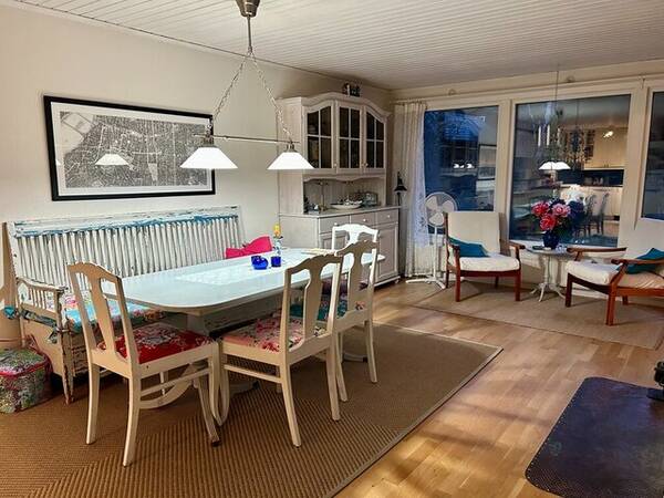 Hus - Villa/sommarhus i Bergshamra Norrtlje