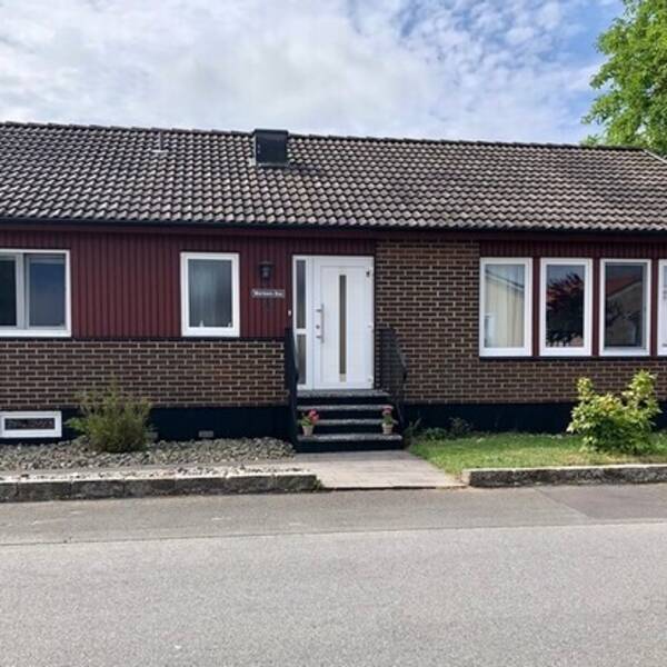 Sommarstuga - Mitt fritidshus i Borrby p sterlen